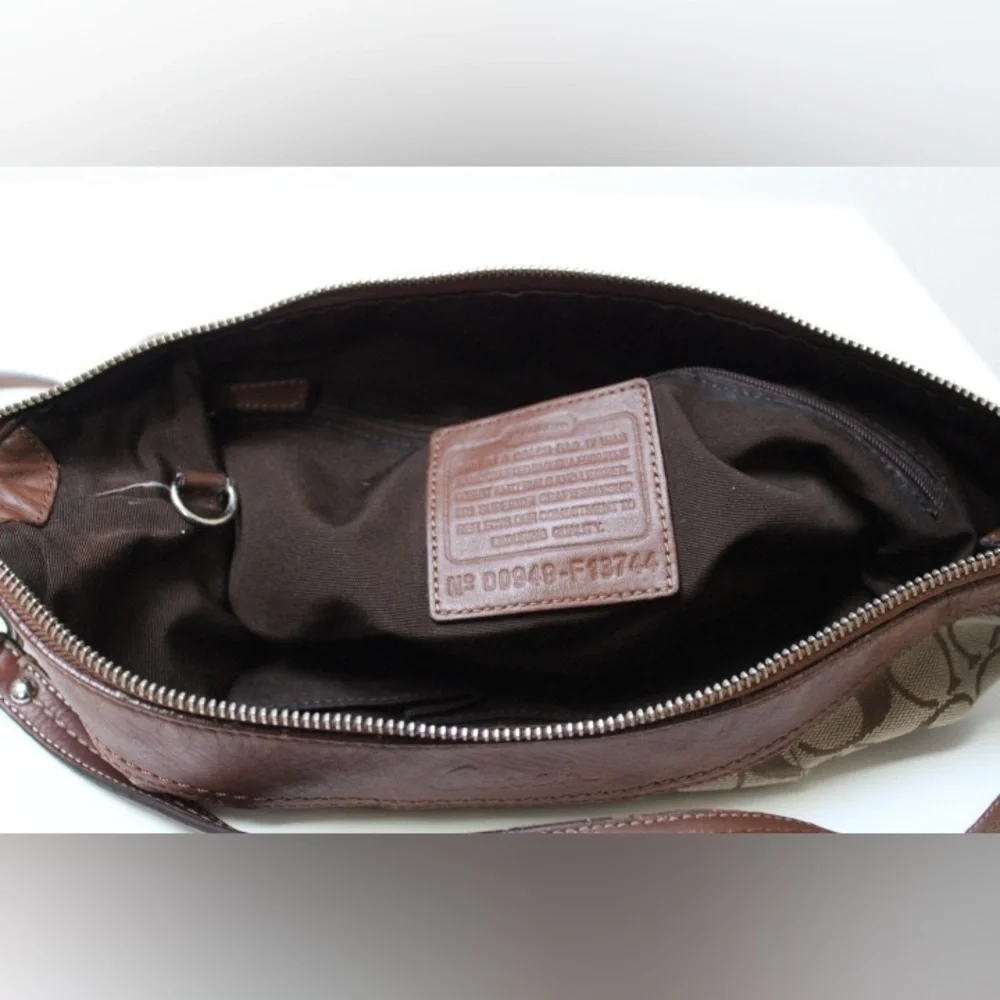 Vintage Coach signature logo Soho  bag